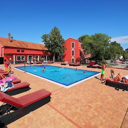 Donat Depadence Biograd Na Moru